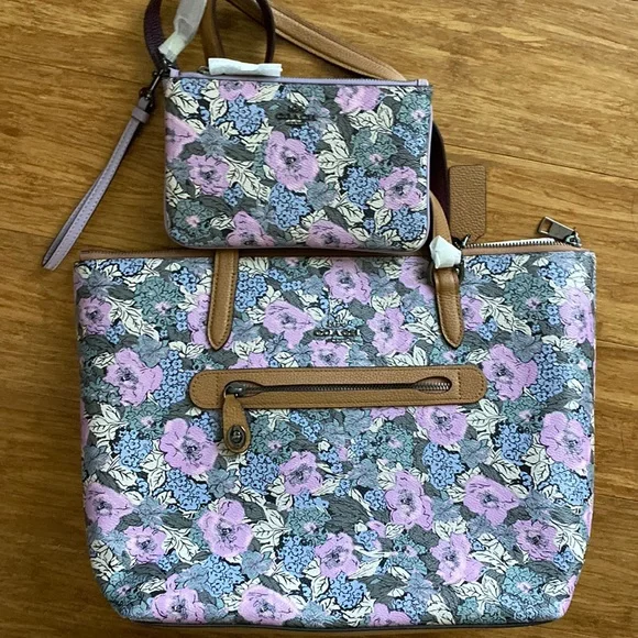 Coach | Bags | Nwt Coach Soft Lilac Print Taylor Zip Tote 